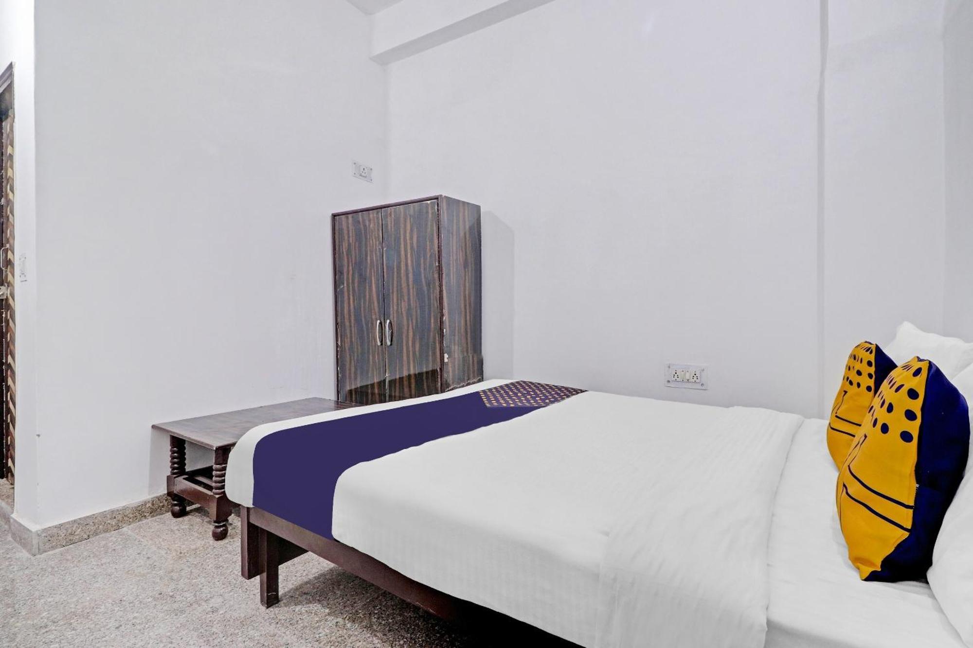 Spot On Hotel Blue Ray Ghaziabad Zewnętrze zdjęcie