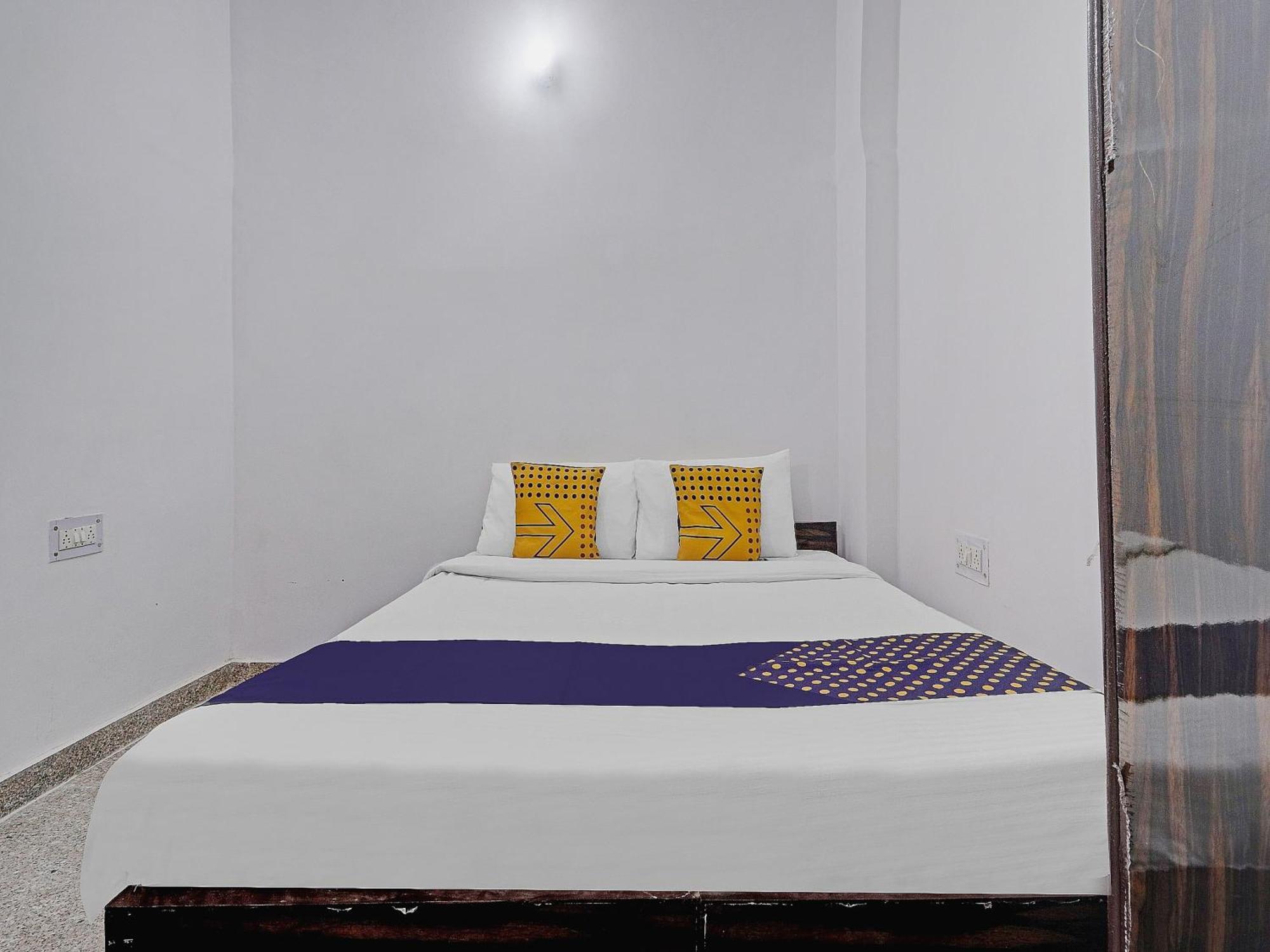 Spot On Hotel Blue Ray Ghaziabad Zewnętrze zdjęcie