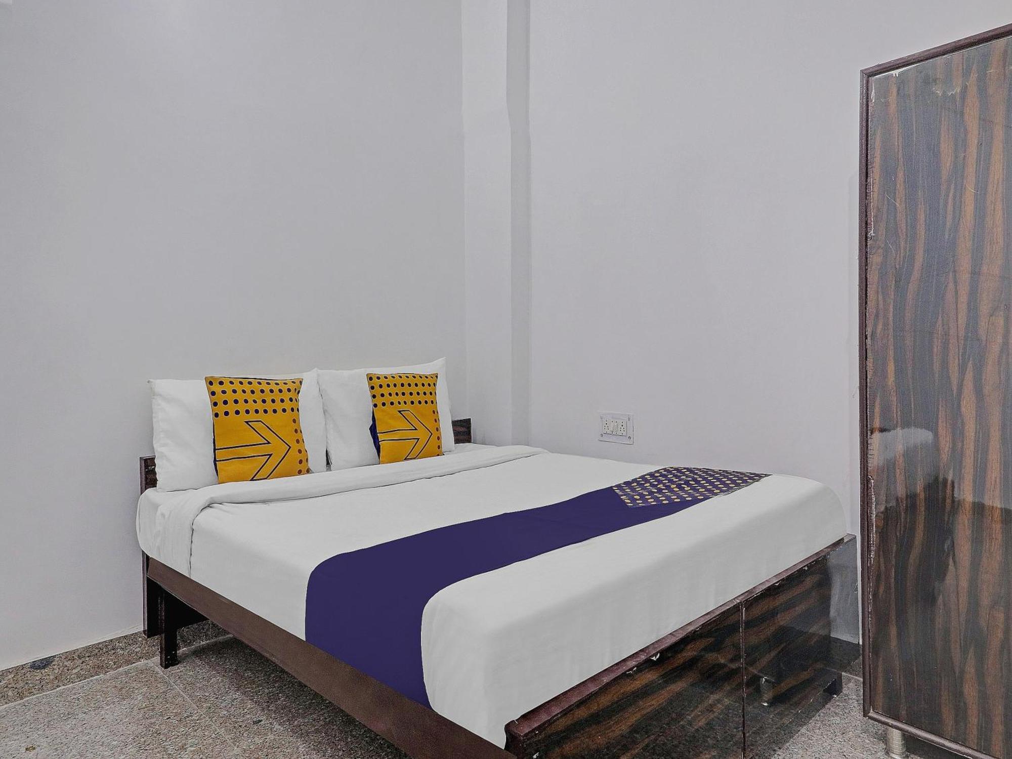 Spot On Hotel Blue Ray Ghaziabad Zewnętrze zdjęcie